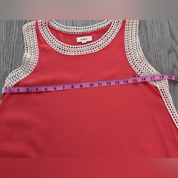 Freeway Coral Lightweight Dress/Coverup With Crochet Detailing - Picture 8 of 13